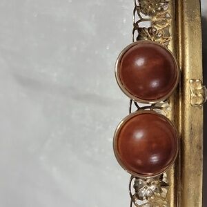 Lisner Dome Wood Clip On Vintage Earrings